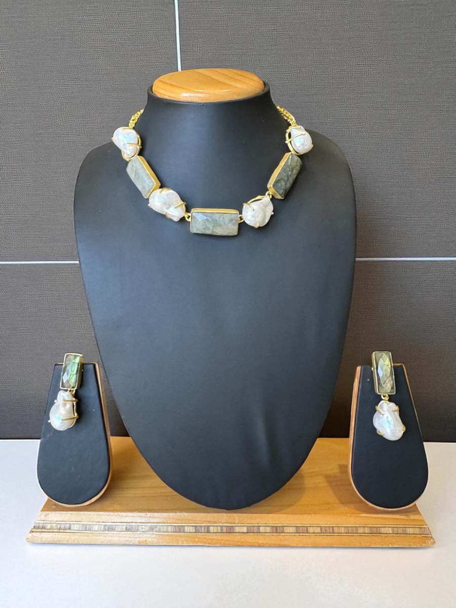 Natural Stone MOP Necklace Set