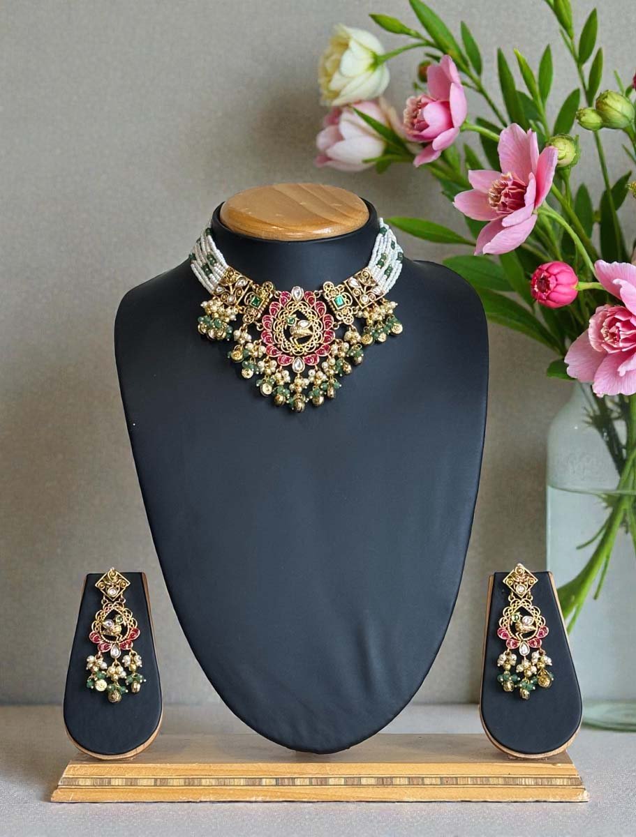 Bollywood Inspired Pachi Kundan Choker Set