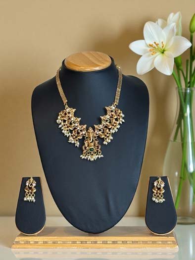 Kemp Stones Ganesha Pendant set