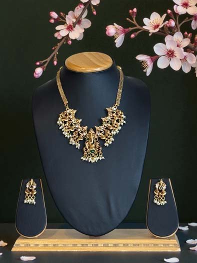 Kemp Stones Ganesha Pendant set