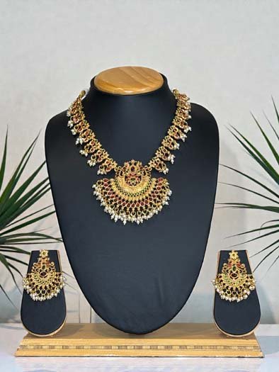 Elegant Rajwadi Necklace Set