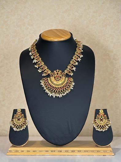 Elegant Rajwadi Necklace Set