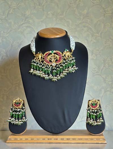 Elegant Pachi Kundan Choker Set