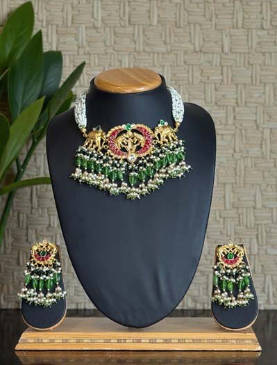 Elegant Pachi Kundan Choker Set