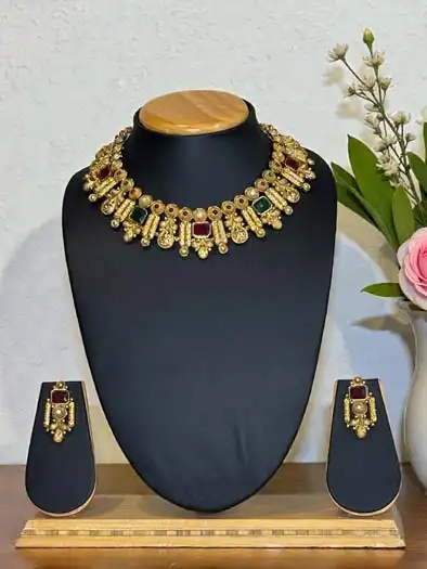 Antique Gold Finish Rajwadi Necklace Set